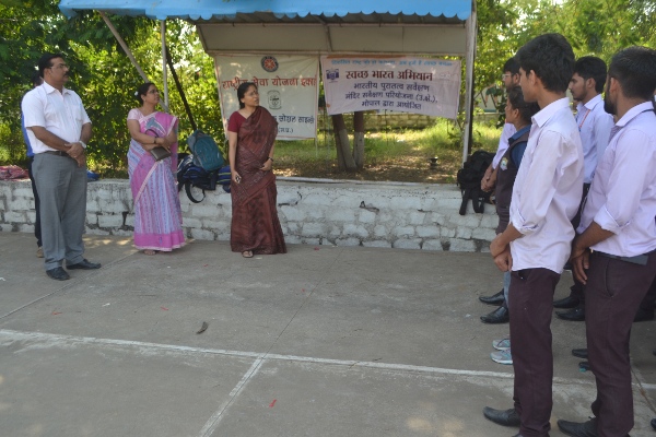 Swachhta Abhiyan at BSSS College, Bhopal (04 October 2017)