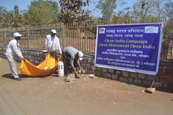 Swachh Bharat Abhiyan at Bagh Caves (15 February 2018)